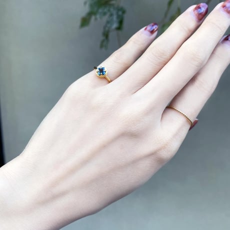 perfume bottle series　earcuff Msize＜london blue topaz＞