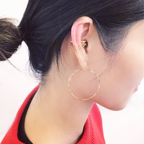 cross section series　triangle earcuff