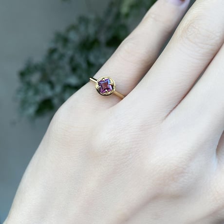 perfume bottle series　earcuff Msize＜rhodolite garnet＞