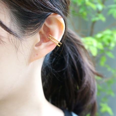 cross section series　triangle earcuff