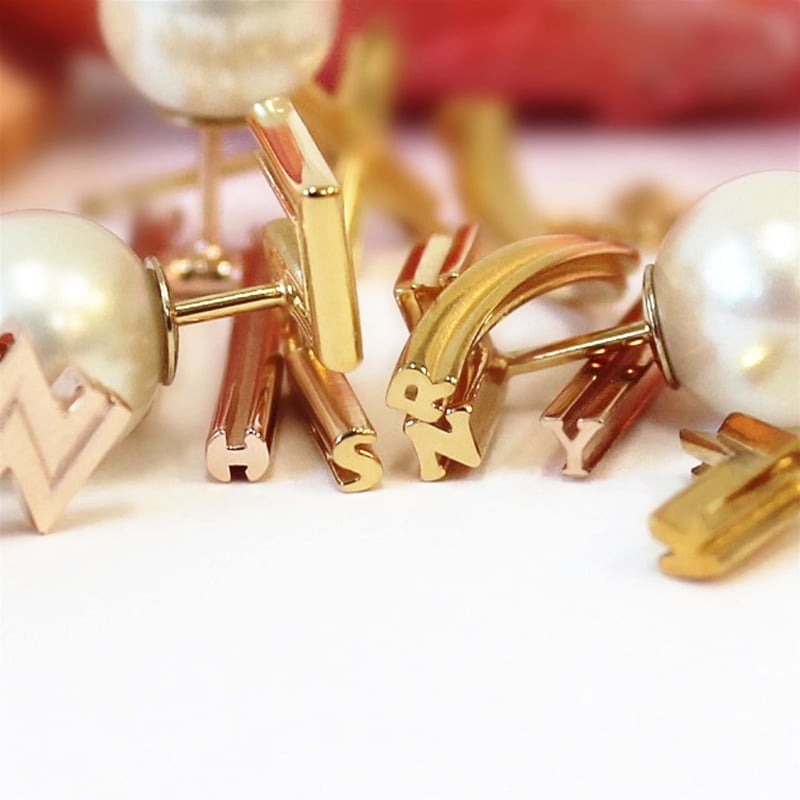 cross section series initial pierce R | AcuteAc