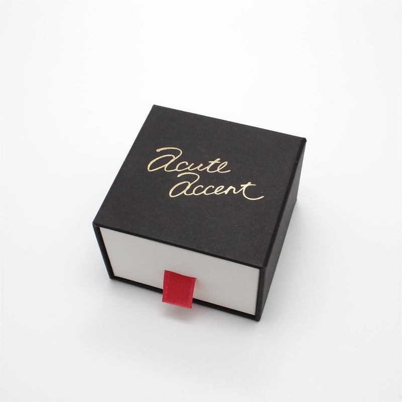 Acute Accent リング Acute Accent -パフュームボトルに思いを込めたジュエリー