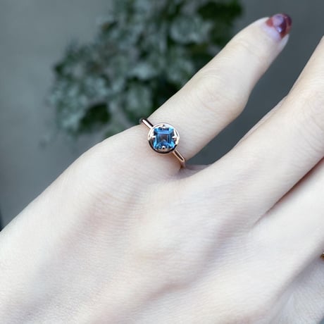 perfume bottle series　earcuff Msize＜london blue topaz＞