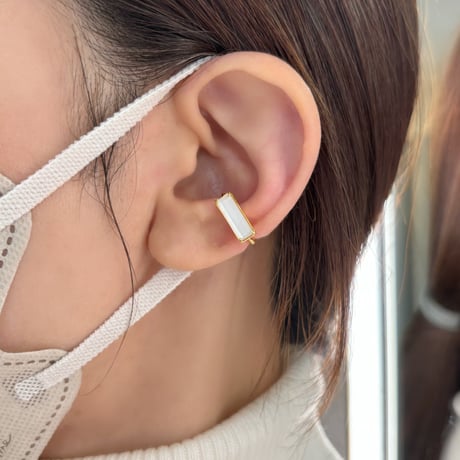 perfume bottle series　earcuff Square size＜shell&quartz＞