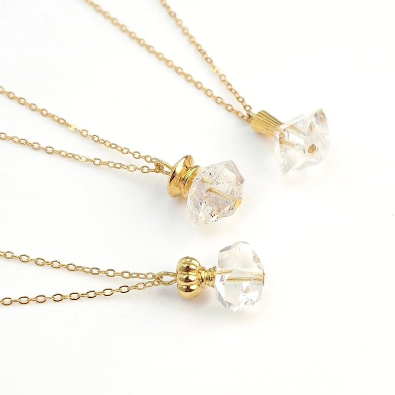 acute accent perfume bottle ハーキマークォーツ