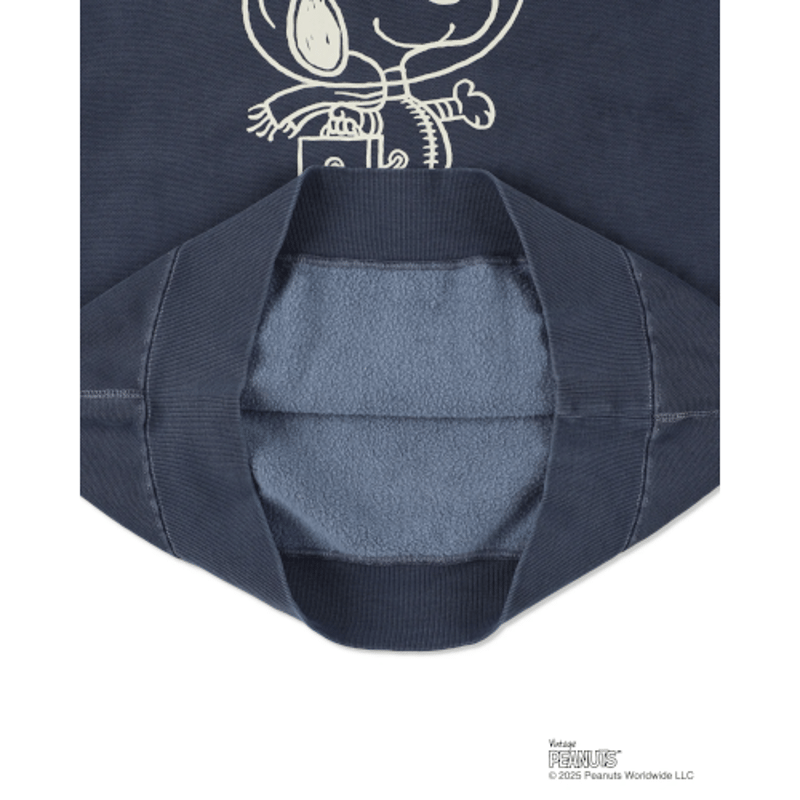 SMOOTHY x WDS Snoopy Pigment Crewneck Sweatshir