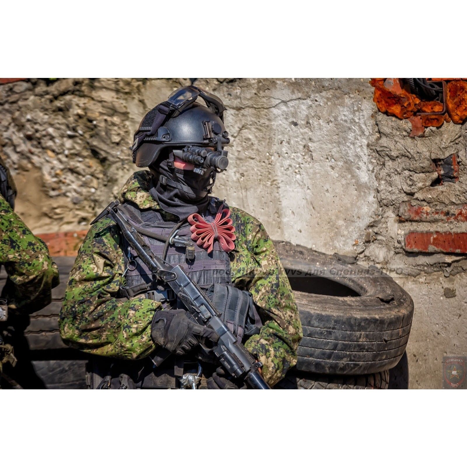【新品】ロシア軍　デジタルフローラ　パルチザンスーツ M〜Lサイズ original