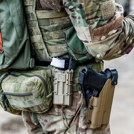 ロシア Tactical Warrior製 PYA/MP-443+Zenit Miniライト用 ポリマーホルスター スライドアダプター付き 各色