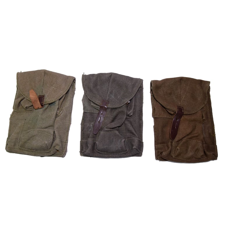 ソ連製 3室 AKM/AK-47用 マガジンポーチ コットン製 | ロシアの梅