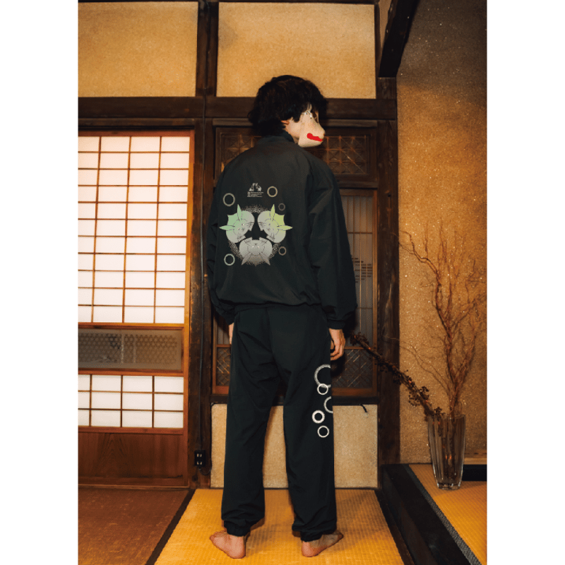 シワ加工マットナイロン 見上げ兎ブルゾン◇喜人 ブラック Mサイズ KJ