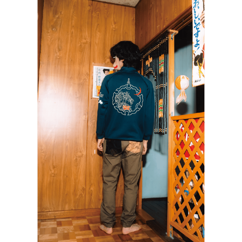 獅子牡丹のポンチブルゾン Lion and Peony Print Ponte Blouson