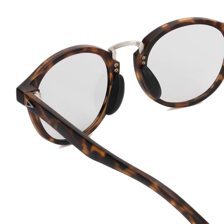 TYMER(タイマー) OLIVER Tortoiseフレームx調光レンズ