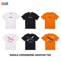 ☆セールプライス!! FINESIXXX(ファインシックス) SINGLE CROSSBONE GRAPHIC TEE 3色(ホワイト・ブラック・オレンジ)