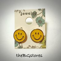 にこちゃんピアス