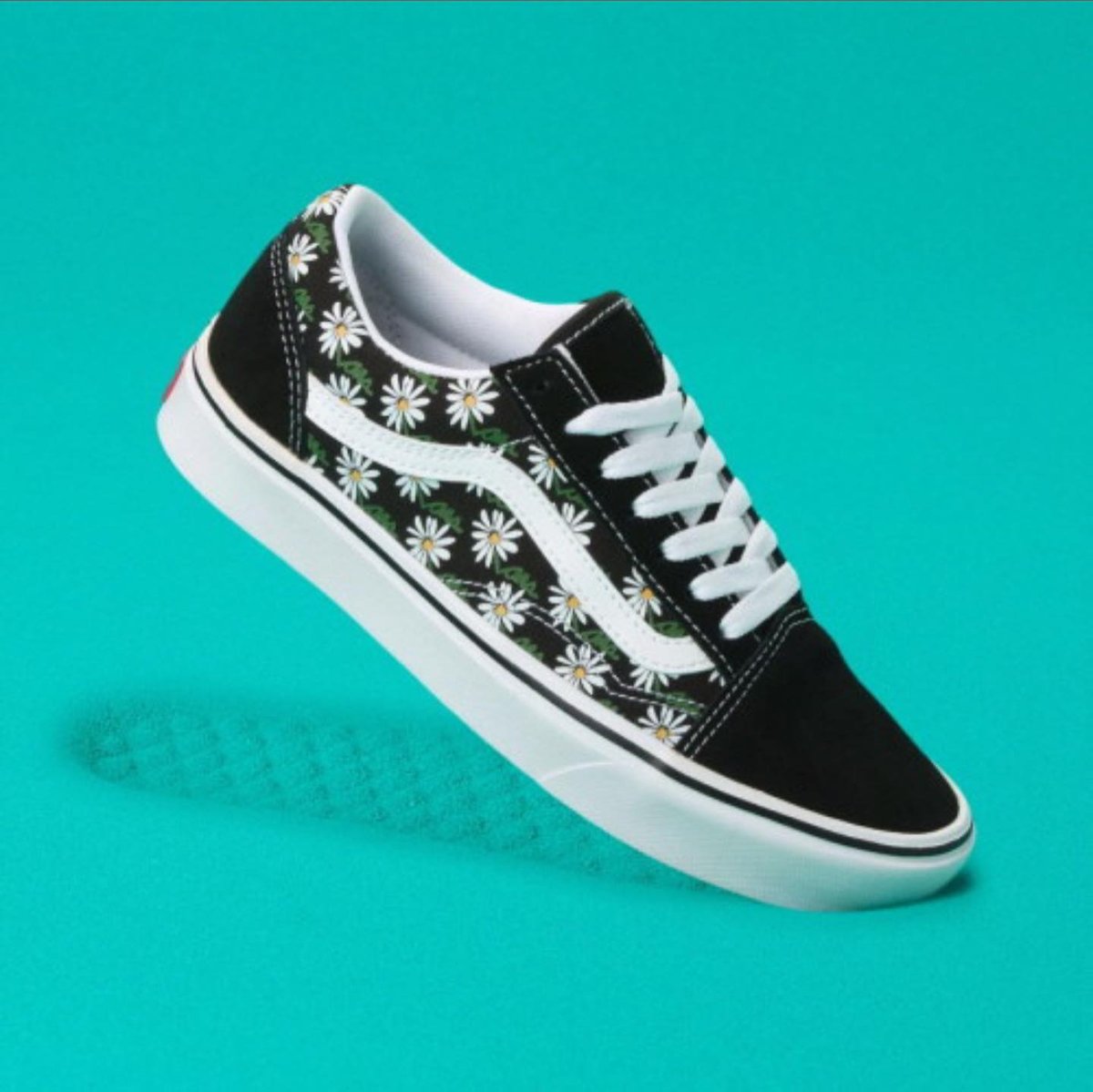 VANS　ハイカット　デイジー柄　24㌢ VANS ハイカット デイジー柄 24㌢
