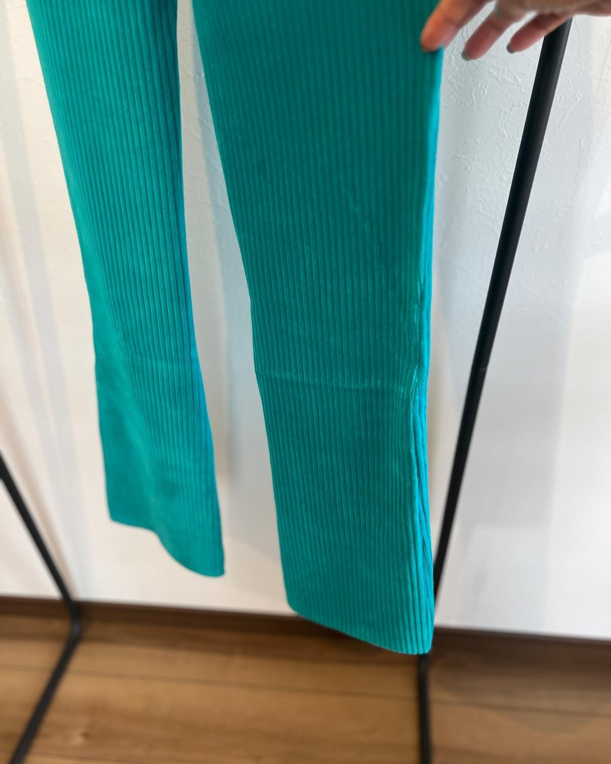 ✅️SOLOV ワッフルパンツ 裾フレア アイボリー サイズ１ ワッフルフレアパンツ | the BG