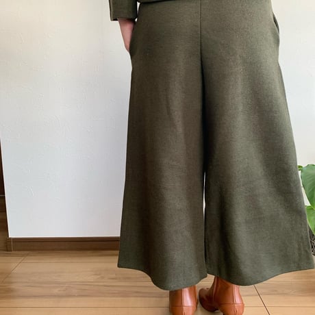 カーキニットセットアップ