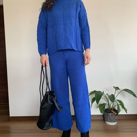ニットセットアップ