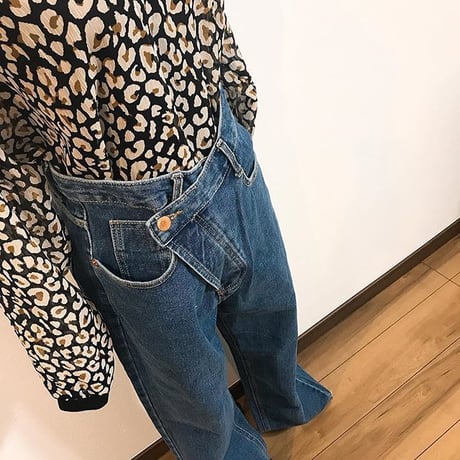 アシメトリーハイウェストデニムパンツ