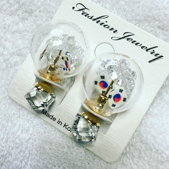 フランシュリッペ　ガラスドームピアス フランシュリッペ ガラスドームピアス ガラスドームピアス