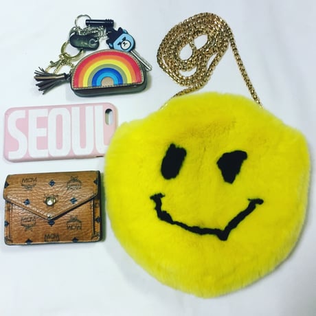 女性自身掲載品☆スマイルリアルファーポシェット