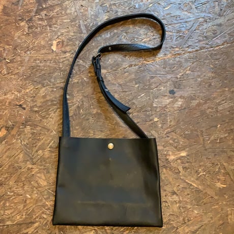 handmade leatherサコッシュ amoralcode original