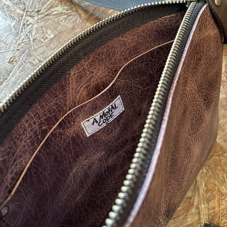 original handmade vintage leather zipper bag