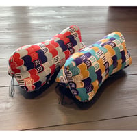 低反発腰枕（本づくし）