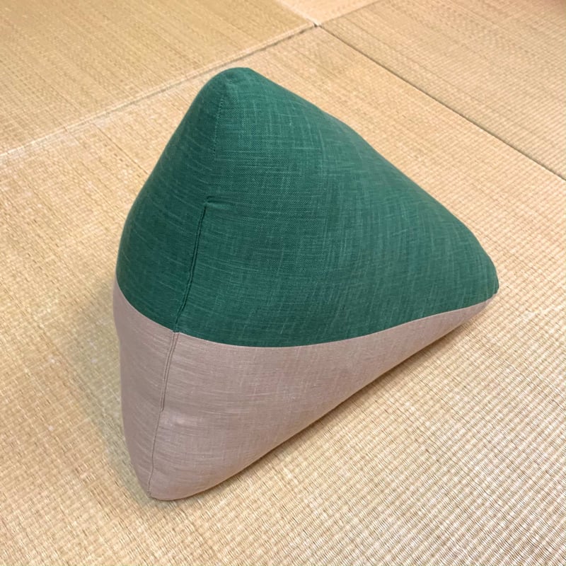 三角まくら（むら糸 ） | プラッツ ネットストア