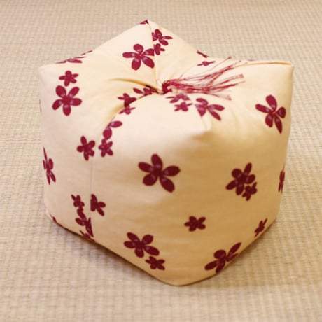 サイコロ枕・大（桜ちらし）