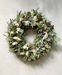 グリーンとシルバーリーフのオーバルリース(ドライ)42cm×27cm | Le bouton