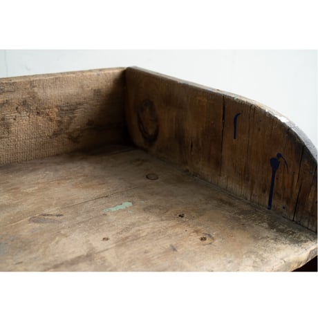 フランス ピレネー地方・山のアトリエ家具