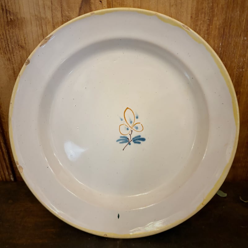 ムスティエ ヴァラージュ 小さなお花柄のお皿 φ22cm B ムスティエ ヴァラージュ 小さなお花柄のお皿 φ22cm A | chez