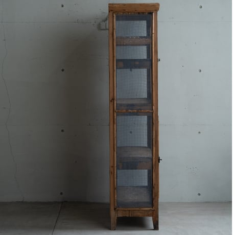 Garde-manger/空気を運ぶ山の家具