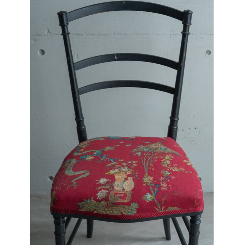 更に❣️瞬間お値下げ❣️ヴィンテージ　木彫りの素敵なミニチェア GMHK409A○IDC大塚家具 shin leeシンリー アンティーク 木製