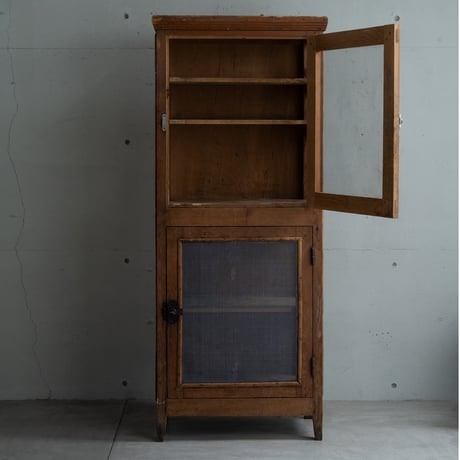 Garde-manger/空気を運ぶ山の家具