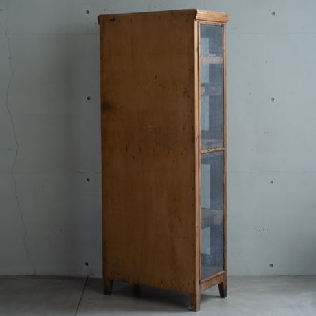 Garde-manger/空気を運ぶ山の家具