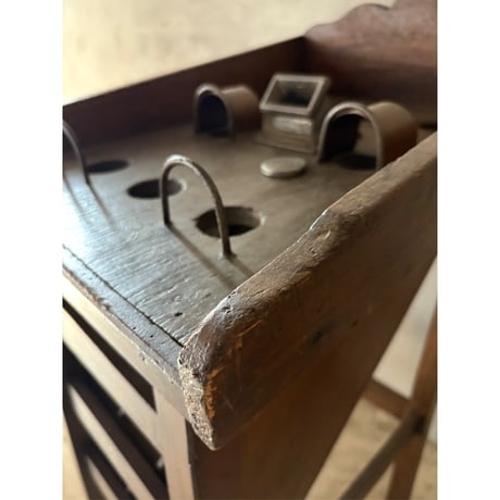 La Grenoille 酒場のゲーム