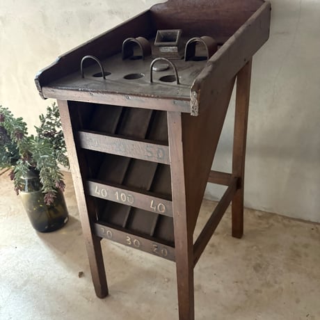 La Grenoille 酒場のゲーム