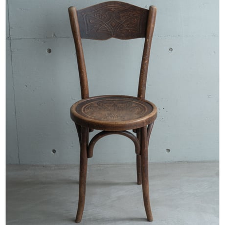 ：THONET トーネット：エンボス・アールヌーボー・ベントウッドチェアー