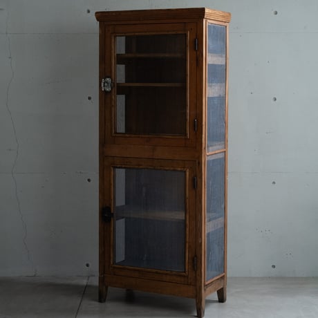 Garde-manger/空気を運ぶ山の家具