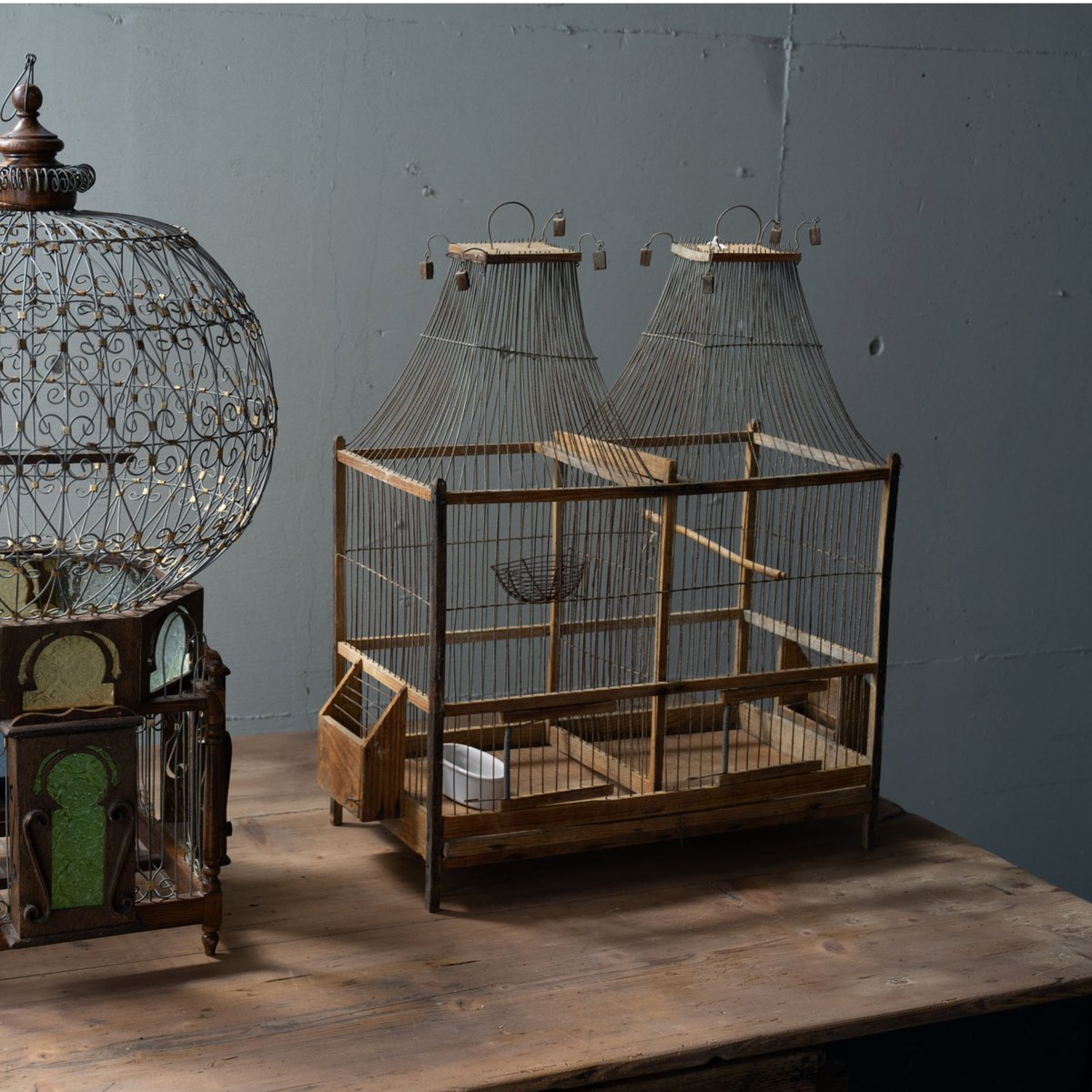 二つの小部屋二つの塔の鳥籠 | BOLT antique &brocante＋design