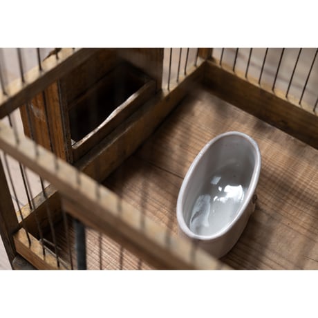 二つの小部屋二つの塔の鳥籠
