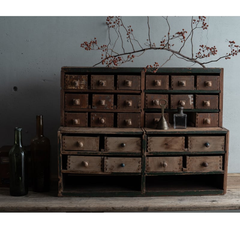 アトリエのこだわり工具箱・25の抽斗 | BOLT antique &brocante＋design