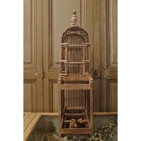 2つの塔を持つ鳥籠・france antique
