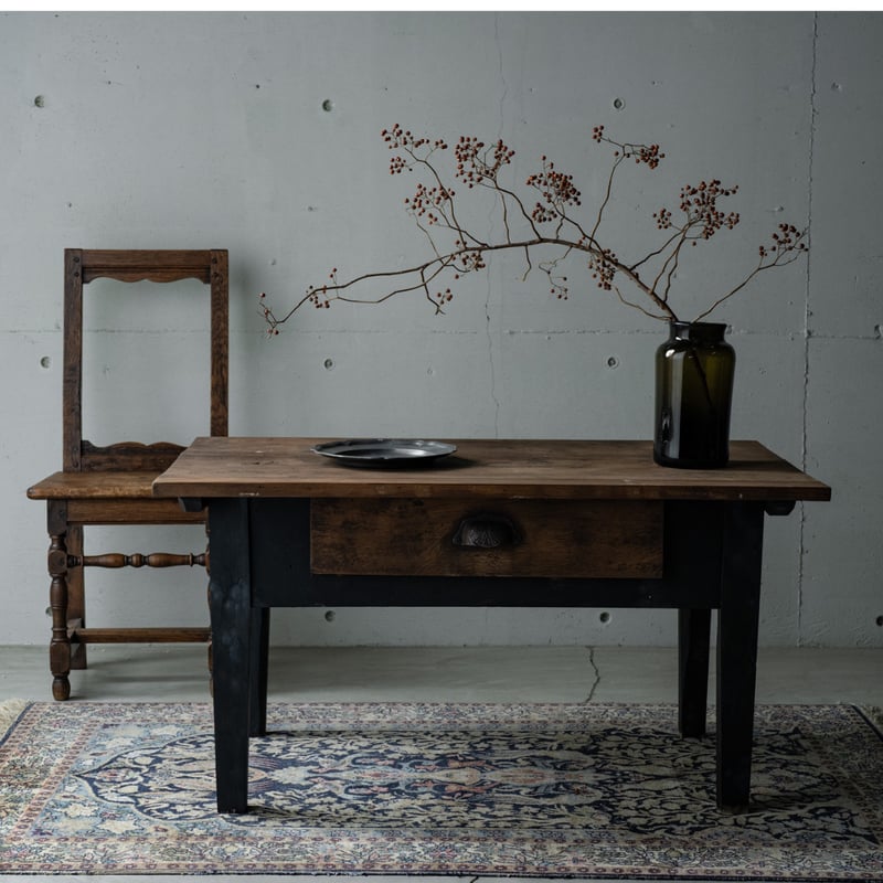 フランスアンティーク・ローテーブルNoir | BOLT antique フランスアンティーク・ローテーブルNoir | BOLT antique