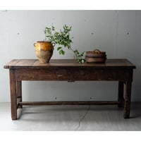 1700年代フランス・農家の作業テーブル