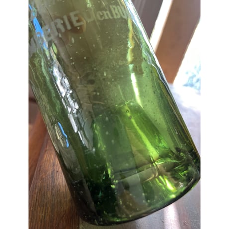 Ambérieu-en-Bugey のアンティークボトル