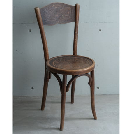 ：THONET トーネット：エンボス・アールヌーボー・ベントウッドチェアー