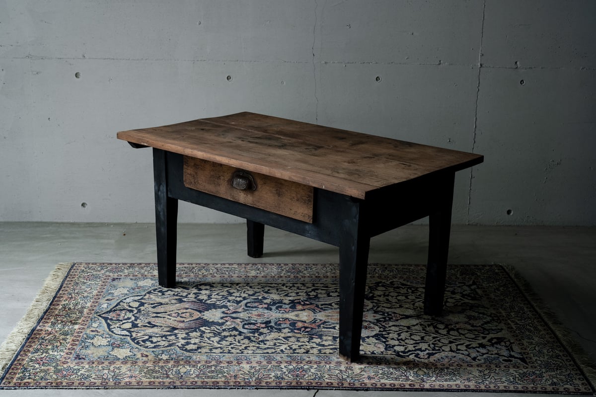 フランスアンティーク・ローテーブルNoir | BOLT antique フランスアンティーク・ローテーブルNoir | BOLT antique